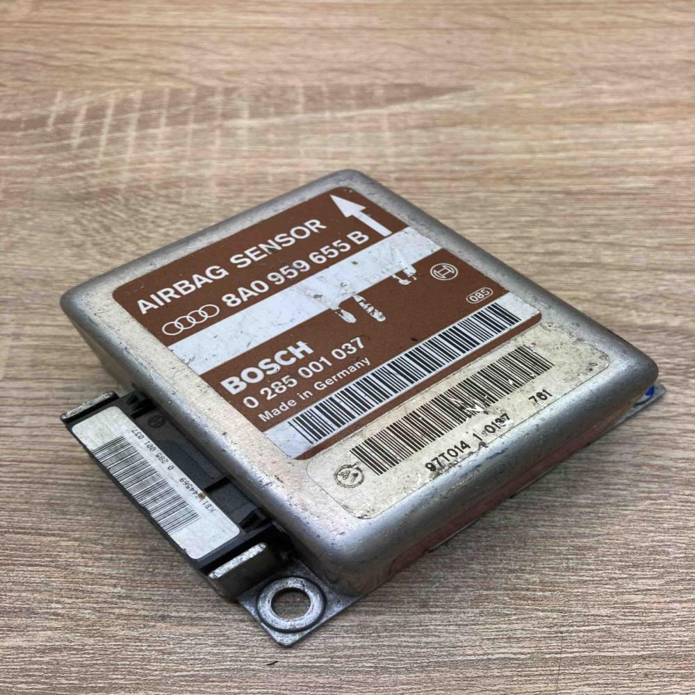 8A0959655B 0285001037  Airbag control unit/module Audi A4 S4 B5 8D