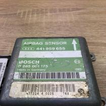 441959655 0285001175  Airbag control unit/module Audi 80 90 S2 B4