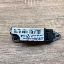 0018205626   Airbag deployment crash/impact sensor Mercedes-Benz E W210