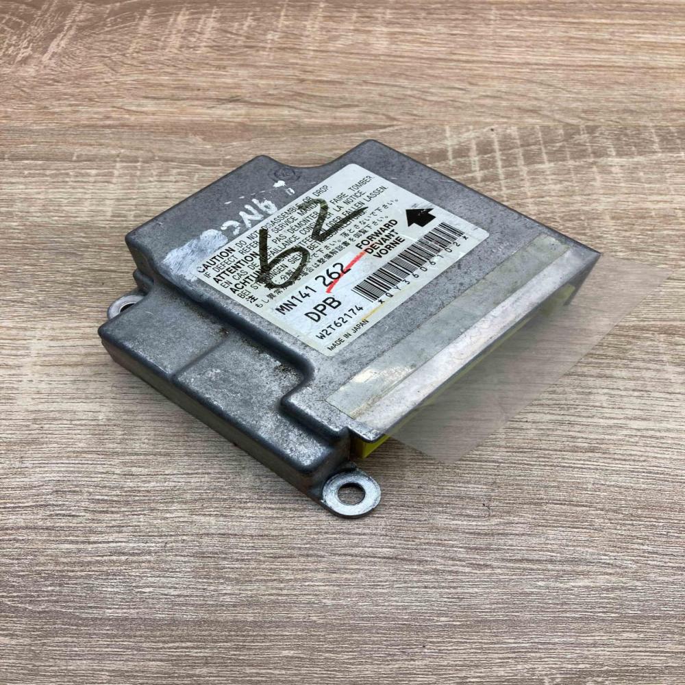 MN141262 W2T62174 DPB Airbag control unit/module Mitsubishi Lancer