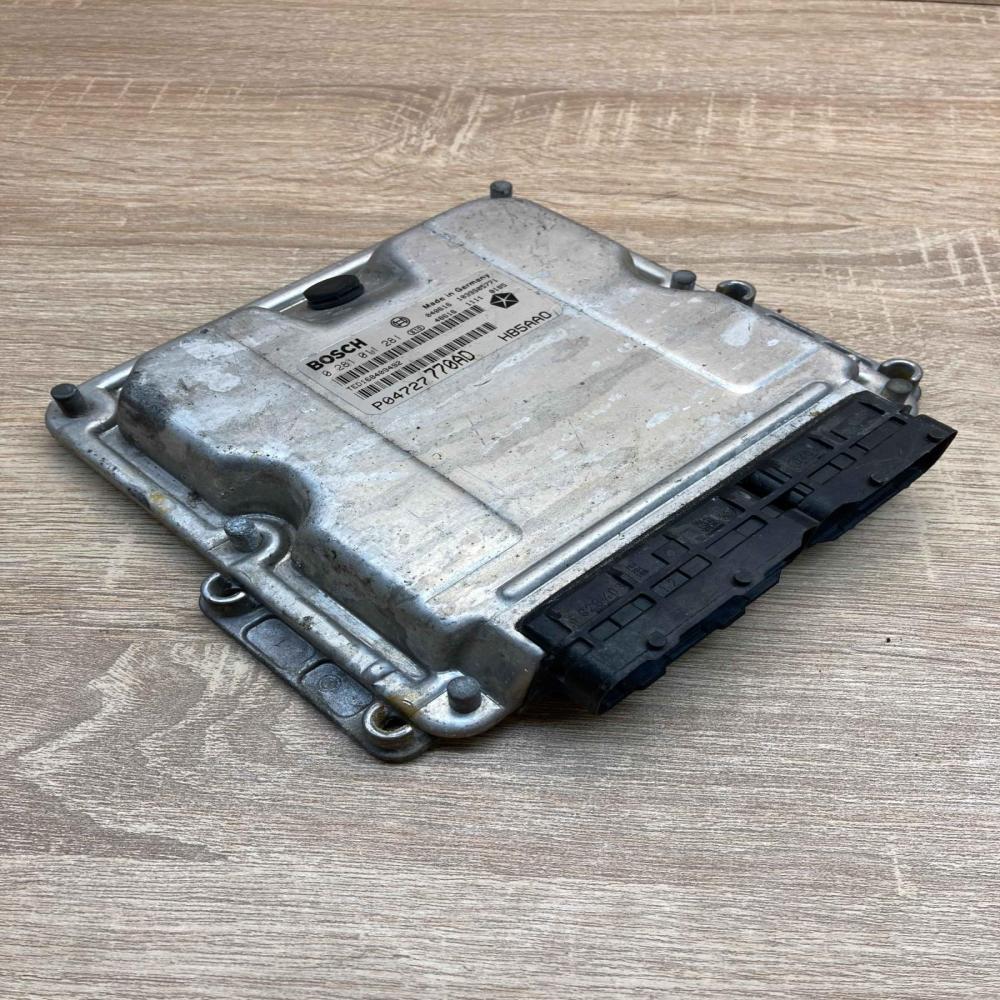 P04727770AD 0281011281  Engine control unit/module ECU Chrysler Voyager