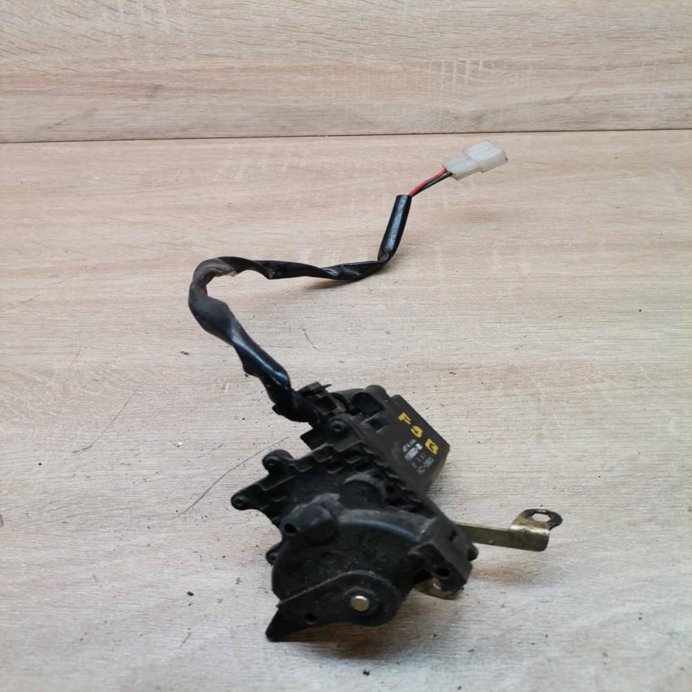 152800 7051   Central locking motor Mazda 626