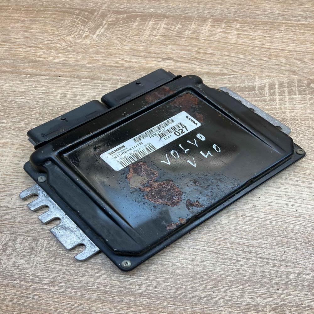 P30617027 S108212103B 027 Engine control unit/module ECU Volvo S40, V40