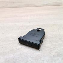 15a685   Hand parking brake switch Toyota Prius (XW20)