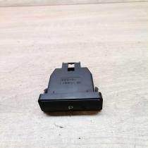 15a685   Hand parking brake switch Toyota Prius (XW20)