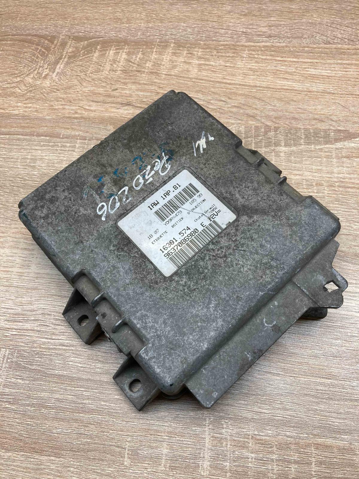 9637086980 16301 574  Engine control unit/module ECU Peugeot 206