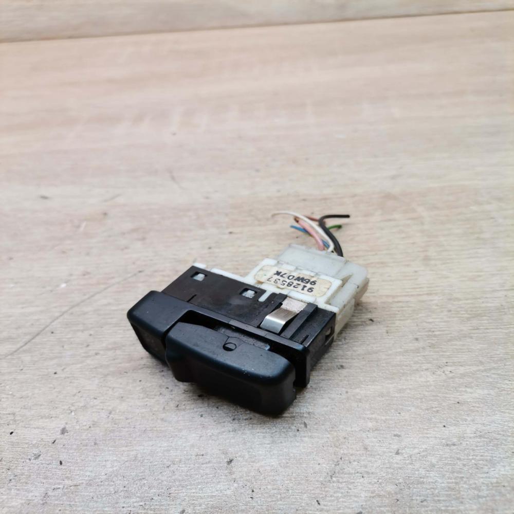 9128537   Climate control unit Volvo 850