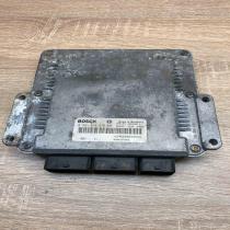 HOM8200039569 0281010979  Engine control unit/module ECU Renault Scenic I