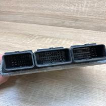 HOM8200039569 0281010979  Engine control unit/module ECU Renault Scenic I