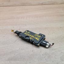 84680 9f500   Central locking motor Nissan Primera