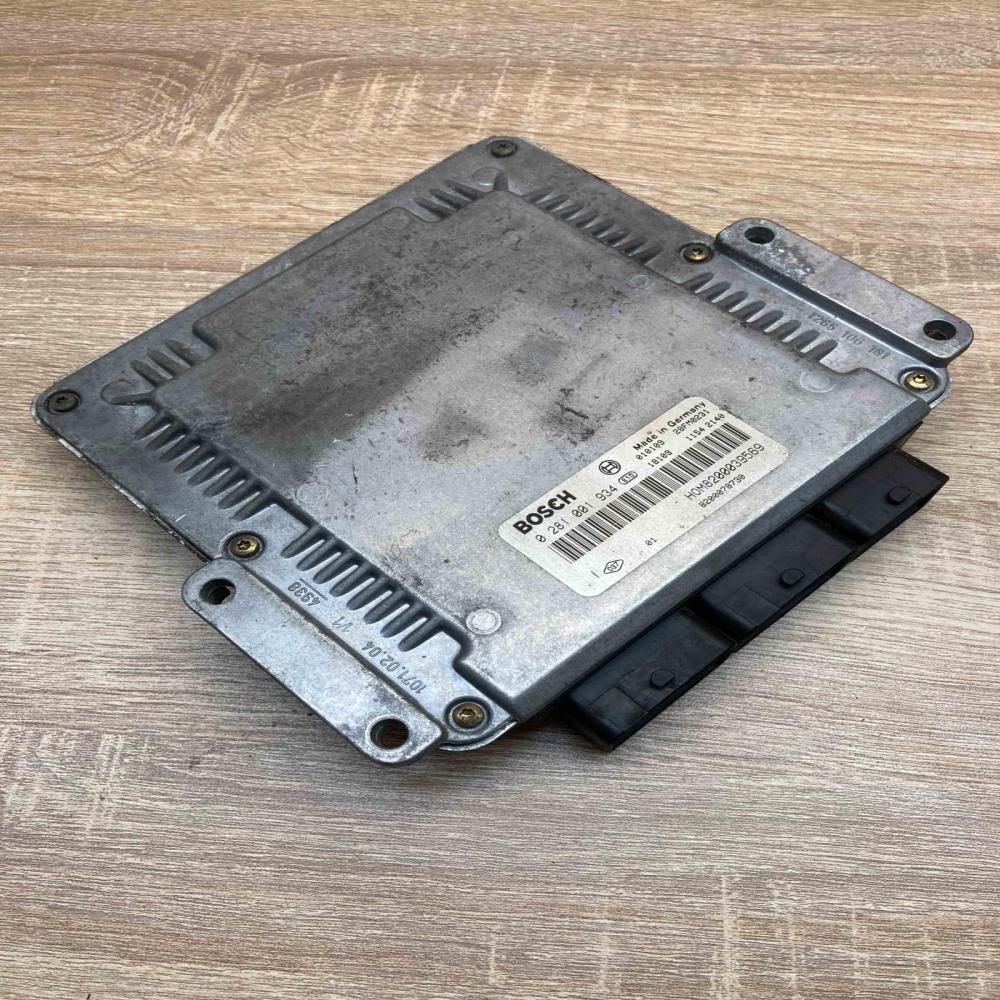 HOM8200039569 0281001934  Engine control unit/module ECU Renault Scenic I