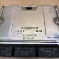 HOM8200065996 0281010441  Engine control unit/module ECU Volvo S40, V40