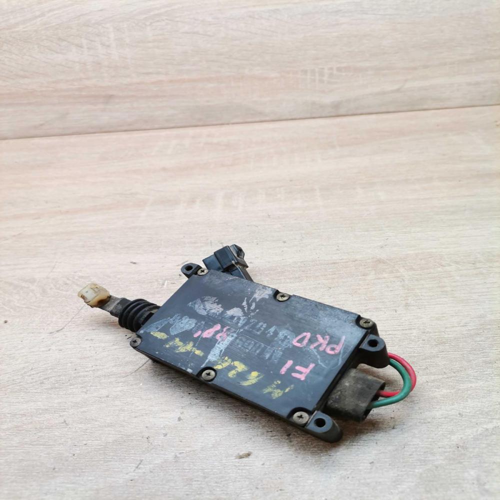 830000 3690r   Central locking motor Mazda 626
