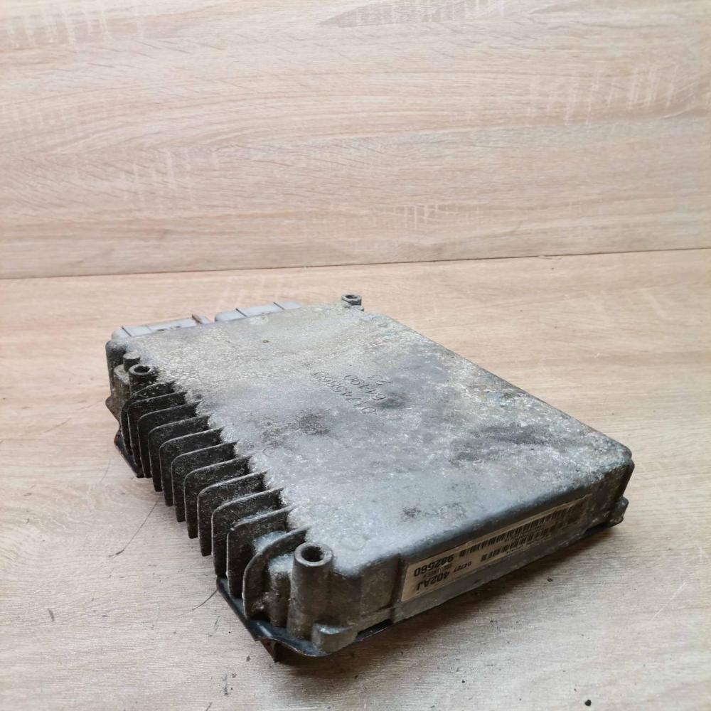 04727402aj 982560  Engine control unit/module ECU Chrysler Voyager