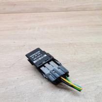6848215 05070501  Other relay Volvo S40, V40
