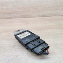 p04868332ad   Coolant fan relay Chrysler Voyager