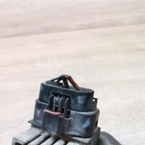 p04868332ad   Coolant fan relay Chrysler Voyager
