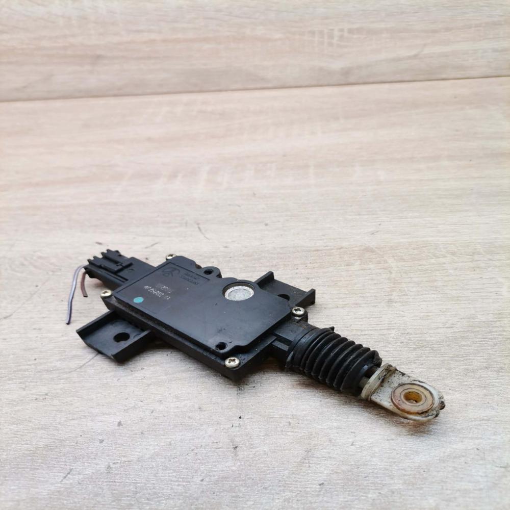 4975782   Central locking motor Ford Focus