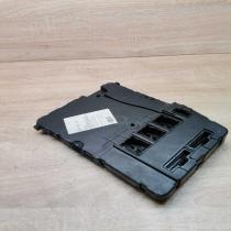 8200261825 s118400300g  Central body control module Renault Megane III
