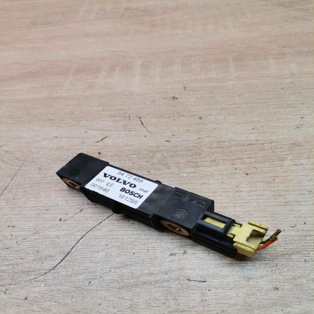 9472489 001646  Airbag deployment crash/impact sensor Volvo S80