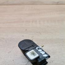 113800 2051   Air flap motor/actuator Toyota Avensis T250