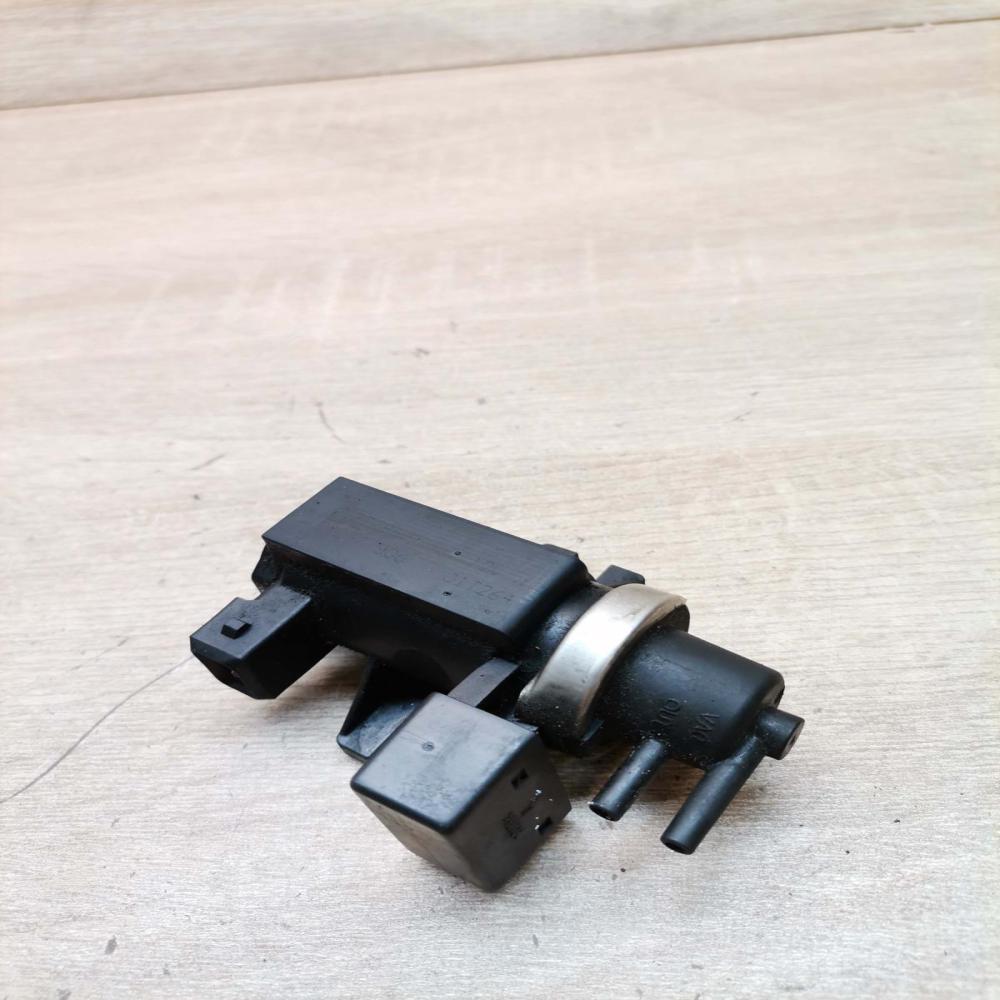 2247906 72279600  Vacuum valve BMW 5 E39
