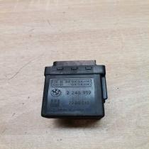 2246919 72rb510  Glow plug pre-heat relay BMW 7 E38