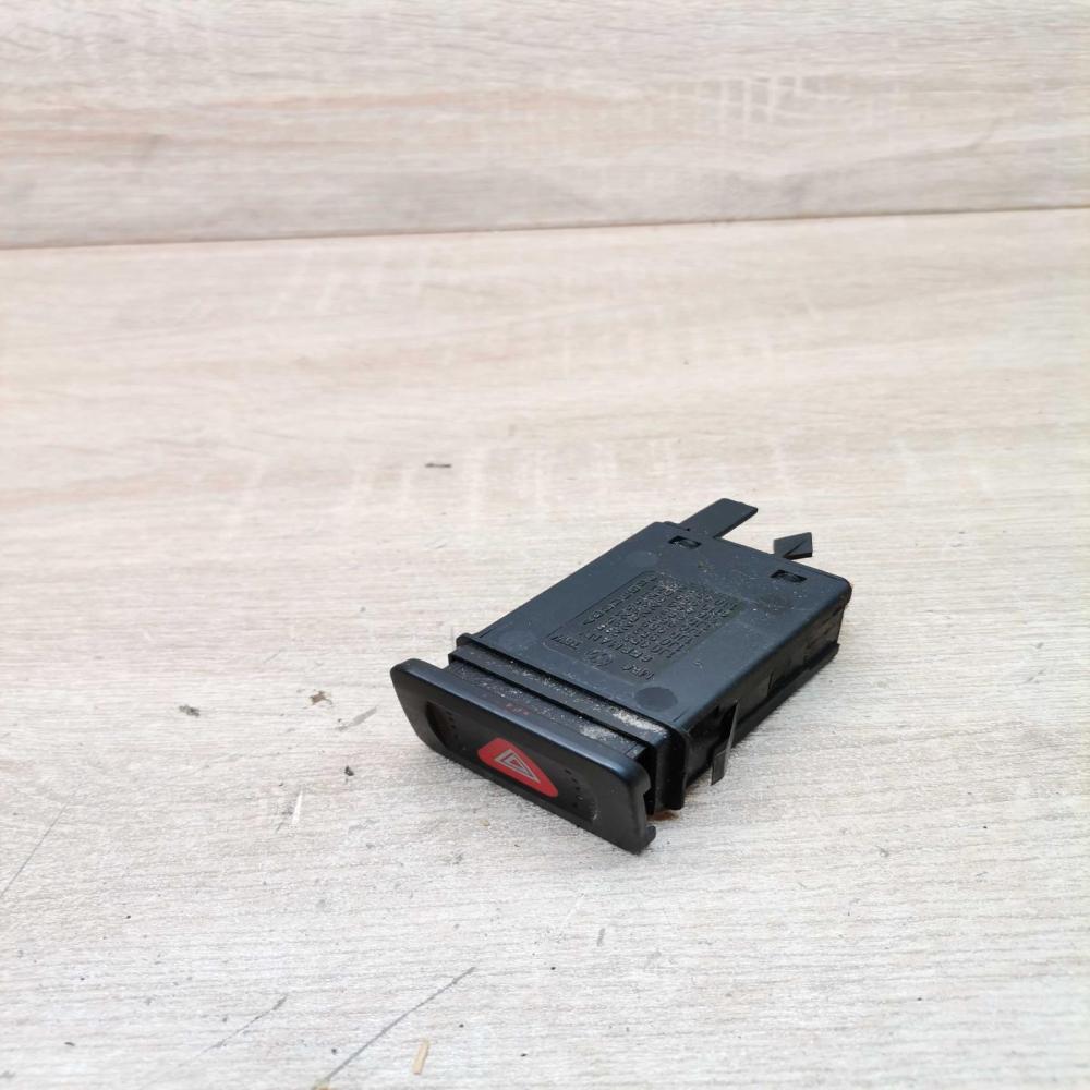 1j0953235a   Hazard light switch Volkswagen Golf IV