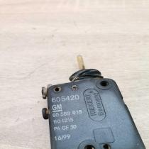 90589918 605420  Central locking motor Opel Zafira A
