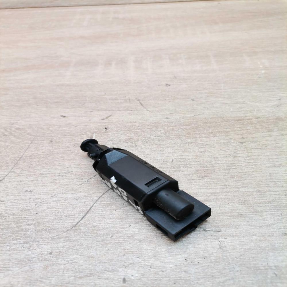 1h0927189d   Brake pedal sensor switch Audi A2