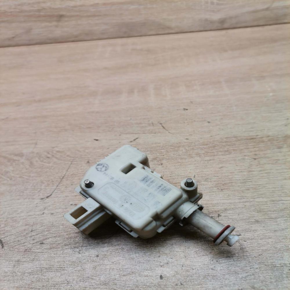 VW Servo Flap Motor   Central locking motor Volkswagen Golf IV