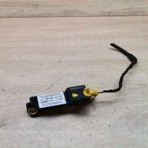 8l0959643c   Airbag deployment crash/impact sensor Audi A3 S3 8L