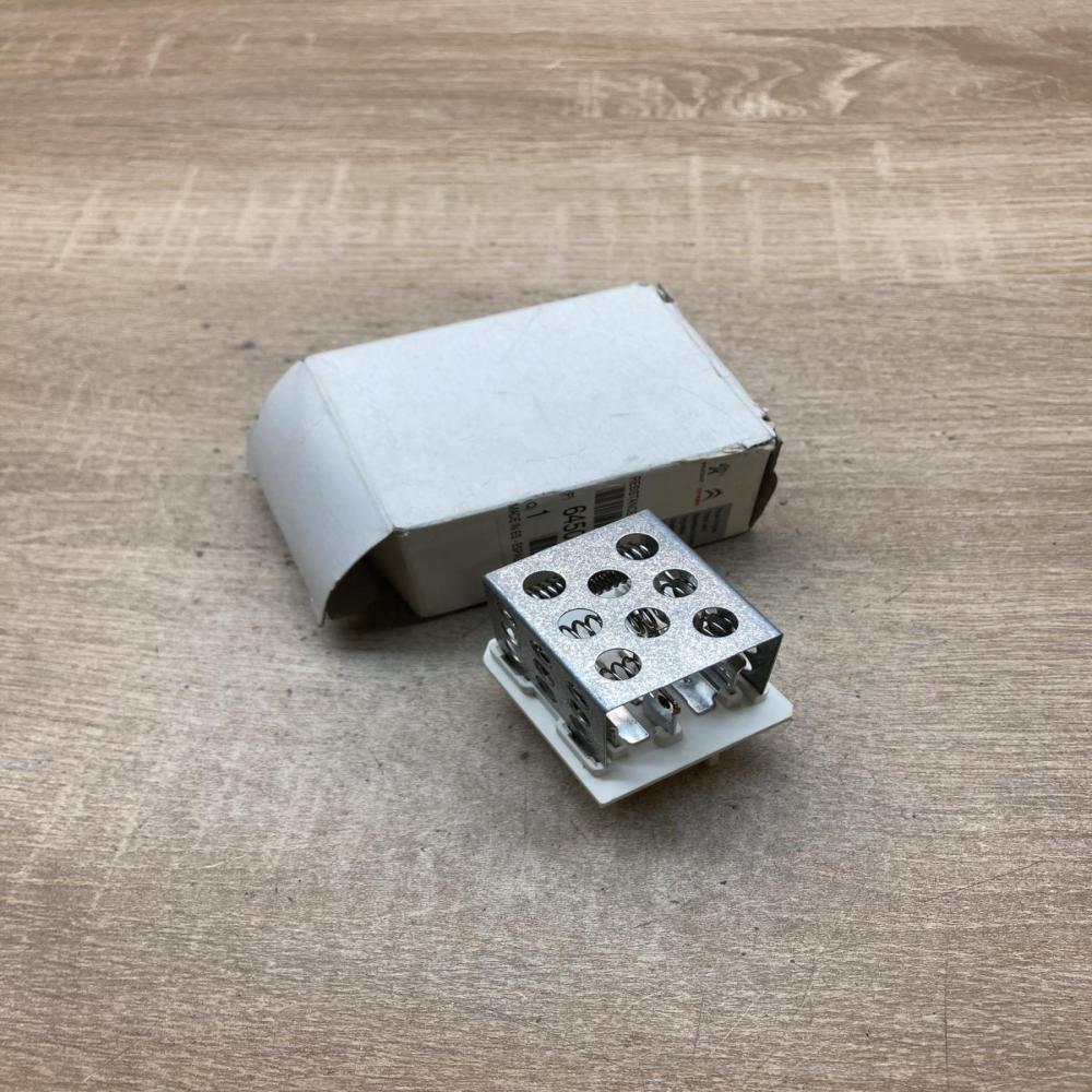 6450NX 6450 NX  Heater blower motor/fan resistor Peugeot 206
