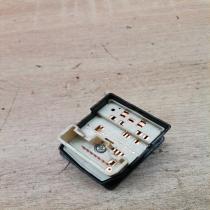183574 769746a  Wing mirror switch Toyota Avensis T250