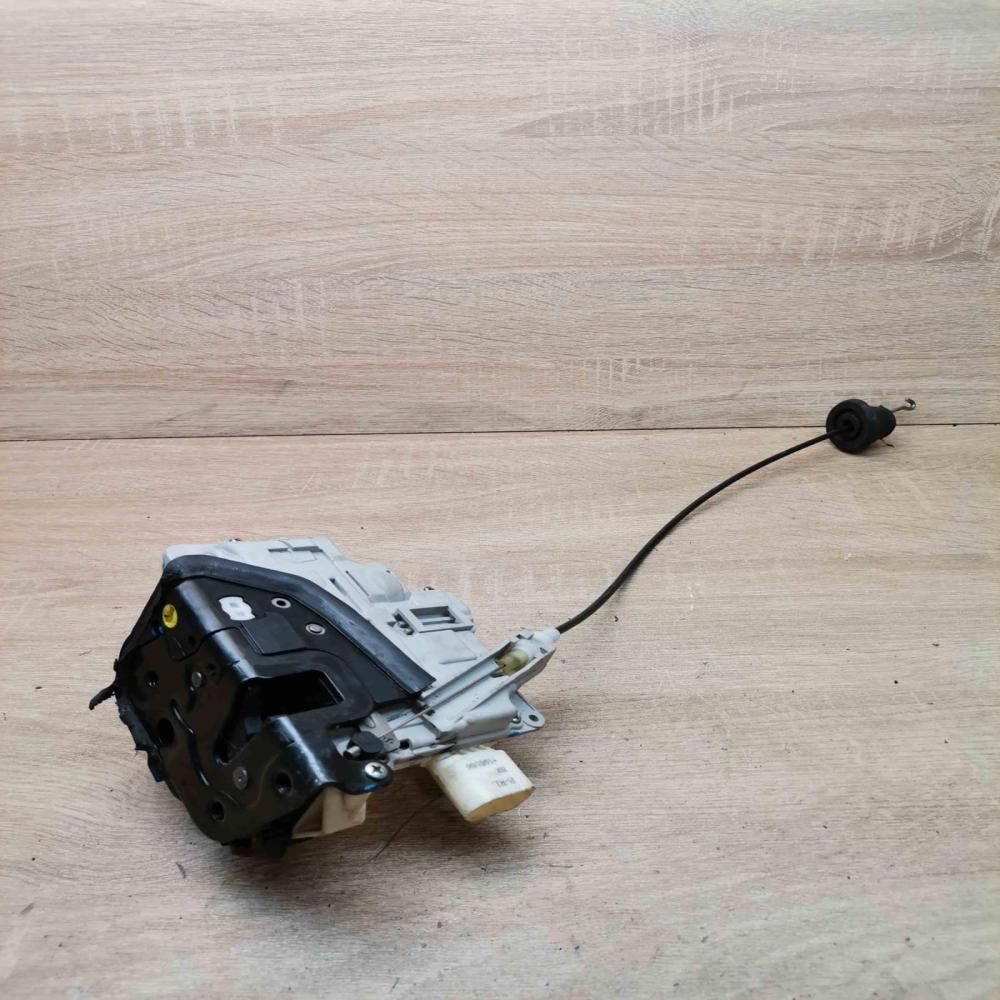 8e2837015aa   Front door lock Audi A4 S4 B7 8E 8H