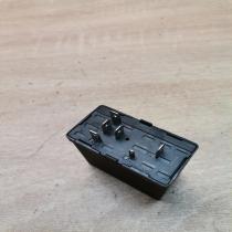4a0907440 05020500  Other relay Audi A8 S8 D2 4D
