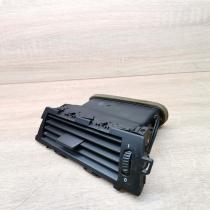 6910731   Dashboard side air vent grill/cover trim BMW 5 E60 E61