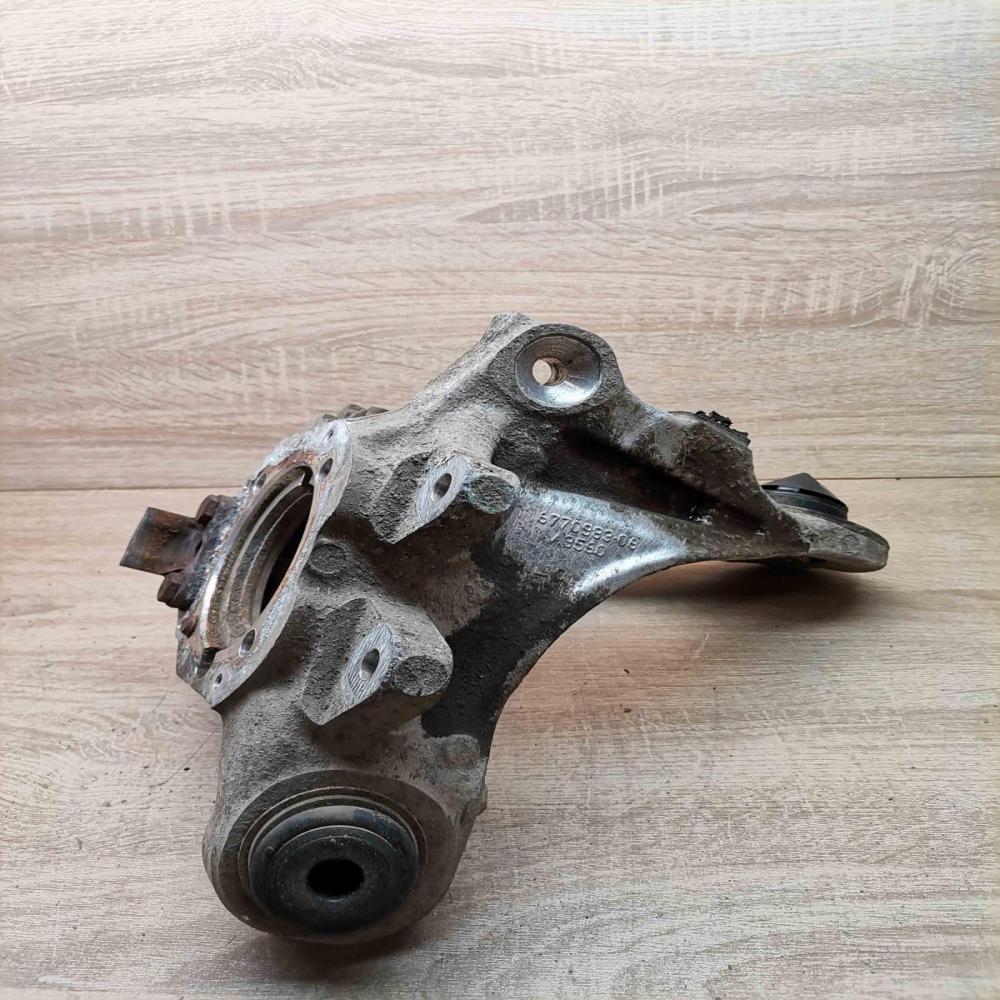 6770983   Rear wheel hub spindle/knuckle BMW X5 E70