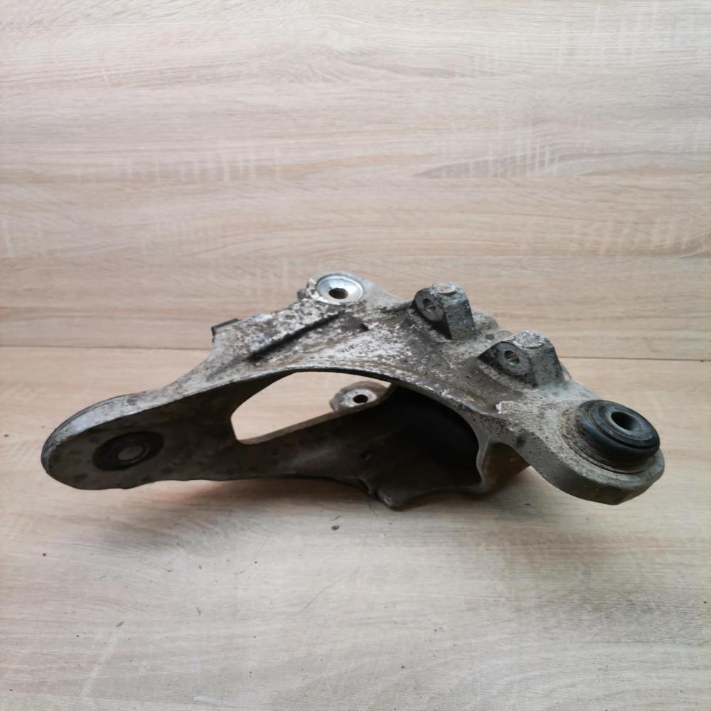 6770984   Rear wheel hub spindle/knuckle BMW X5 E70