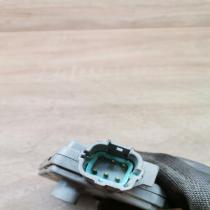 2rh   Central locking motor Nissan Primera