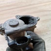 03g129637a   EGR valve Volkswagen PASSAT B6