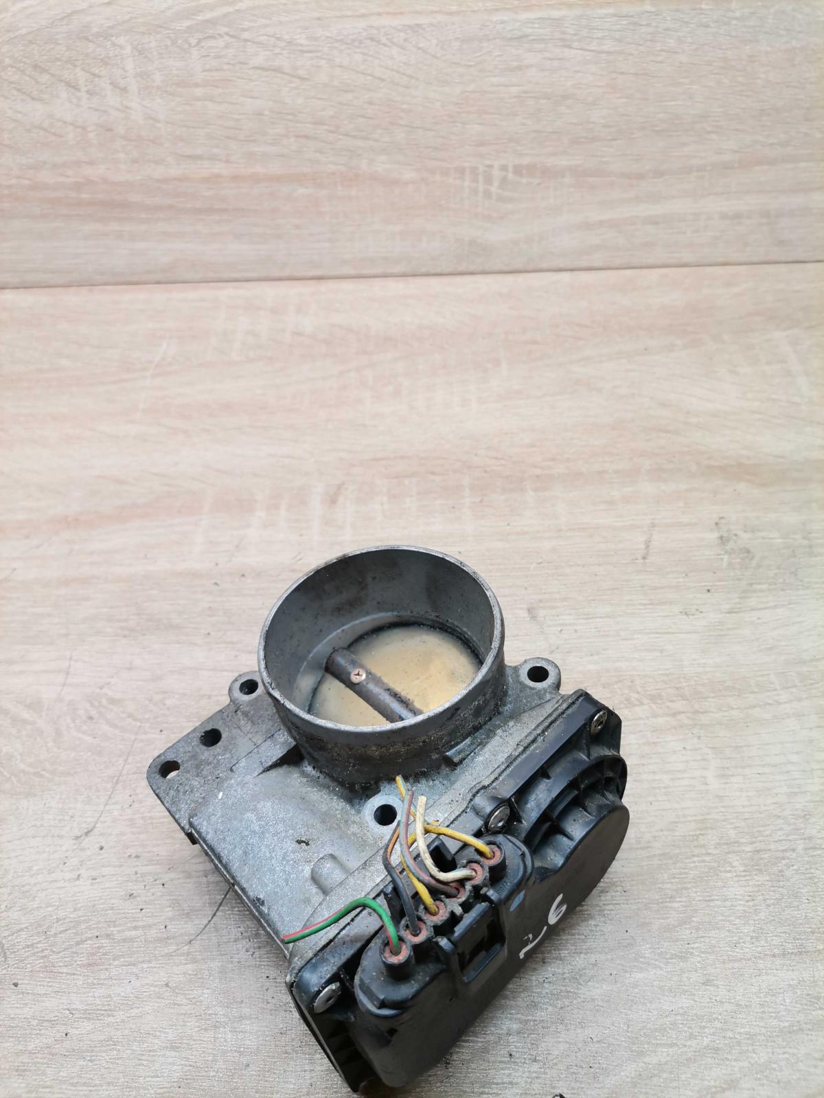 8677694 040409  Throttle body valve Volvo V50