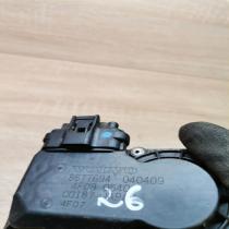 8677694 040409  Throttle body valve Volvo V50