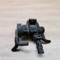 4522371 4715396  Valve vacuum Opel Zafira A