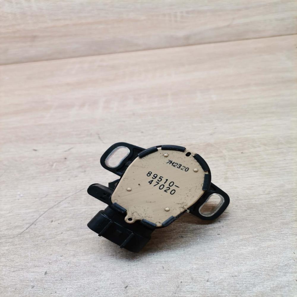89510 47020   Throttle valve position sensor Toyota Avensis T270