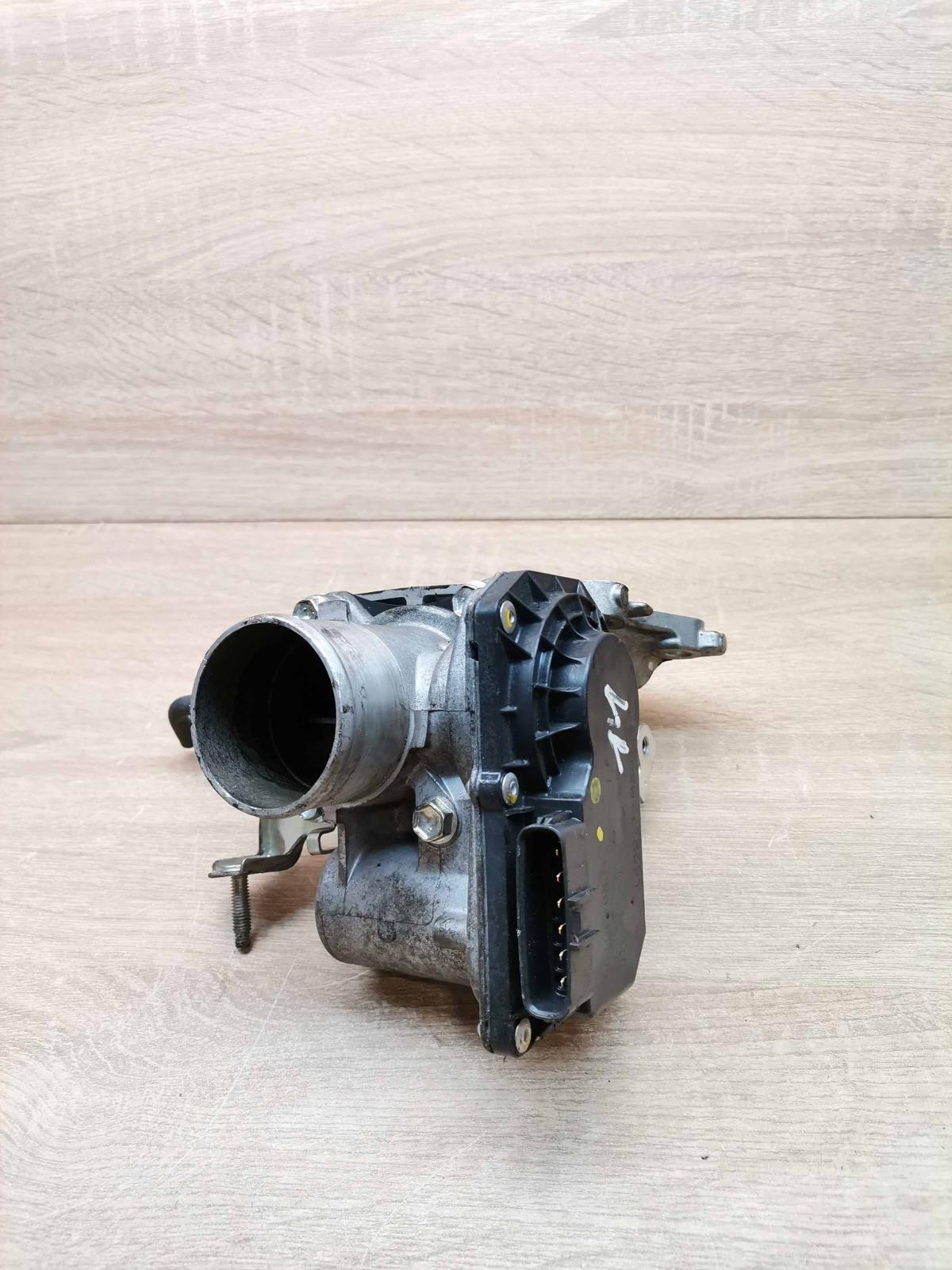 26100 0n030 1a04  Throttle valve Toyota Yaris