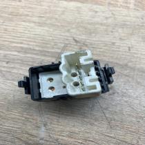 607 3E73   Electric window control switch Toyota Corolla E120 E130