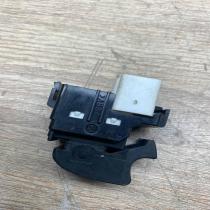 607 3e66   Electric window control switch Toyota Corolla E120 E130