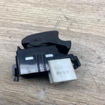 607 3e66   Electric window control switch Toyota Corolla E120 E130
