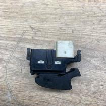 607 2057   Electric window control switch Toyota Corolla E120 E130